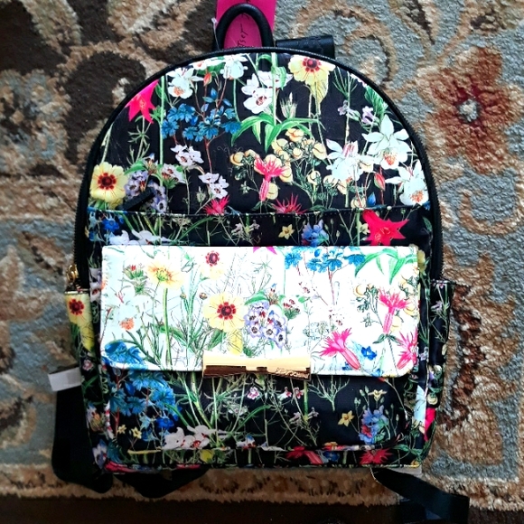 Betsey Johnson Handbags - 2x*Host Pick*Betsey Johnson backpack